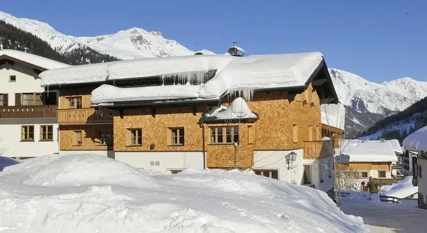 Hotel Garni Albona