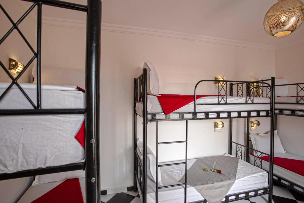 Hostel Amour dauberge
