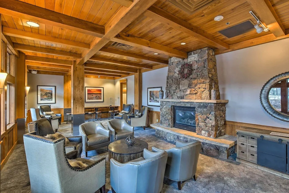 Cozy Ski-in/ski-out Winter Park Resort Condo!