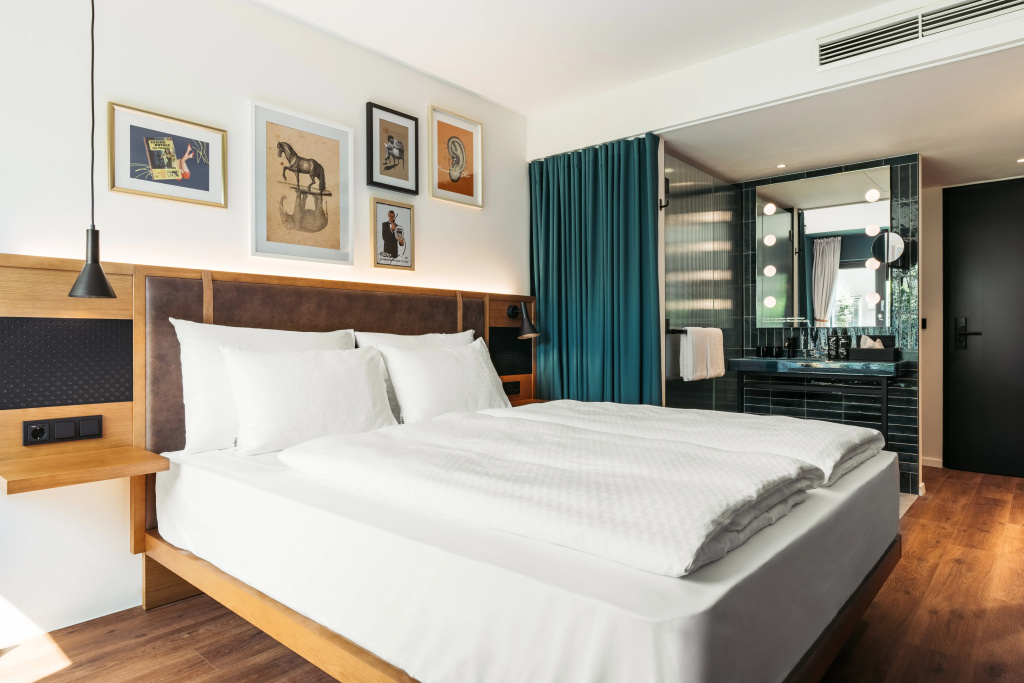 Hotel Schani UNO City