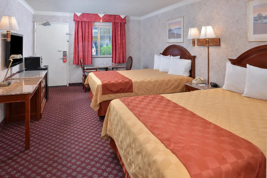 Americas Best Value Inn & Suites - Fontana
