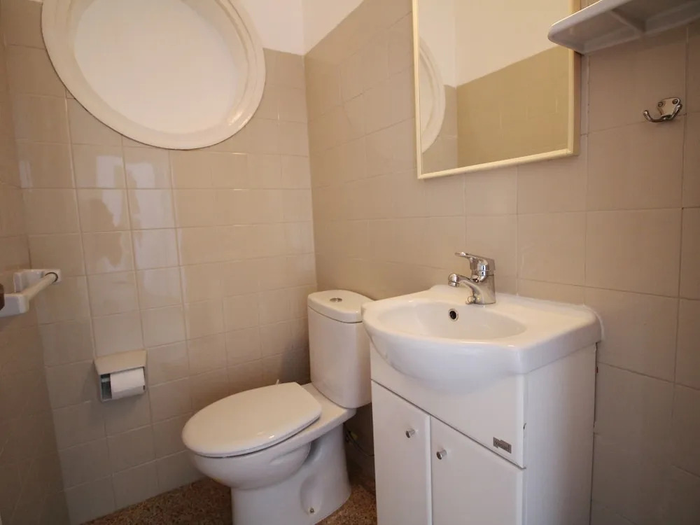 Villa in Empuriabrava With Private Pool Suitable for Families up to 6 People