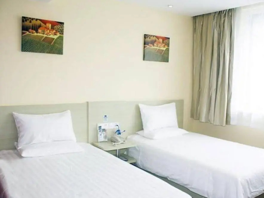 HanTing Hotel (Shijiazhuang Railway Station Huaian West Road)
