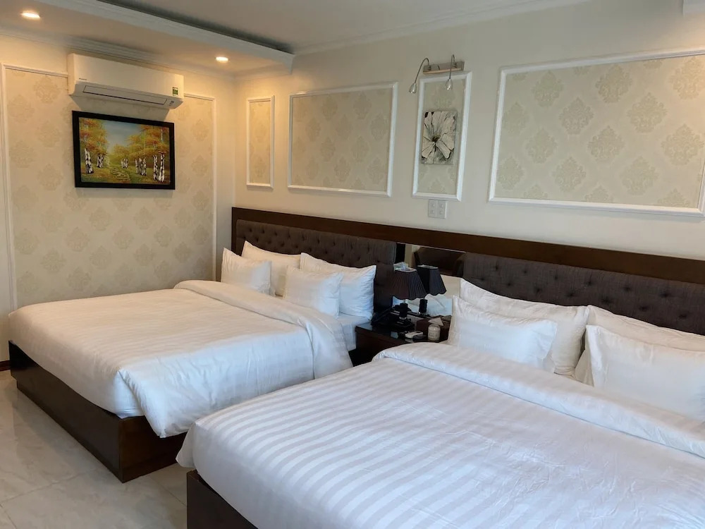 Sun & Sea Hotel