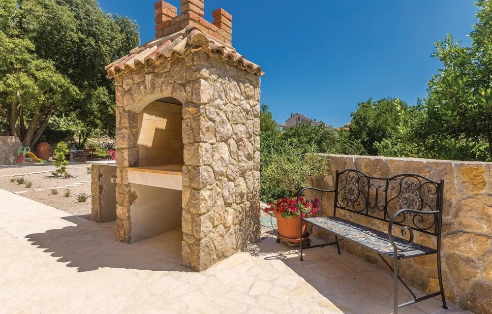 Awesome Home in Polje With Outdoor Swimming Pool, Wifi and 3 Bedrooms