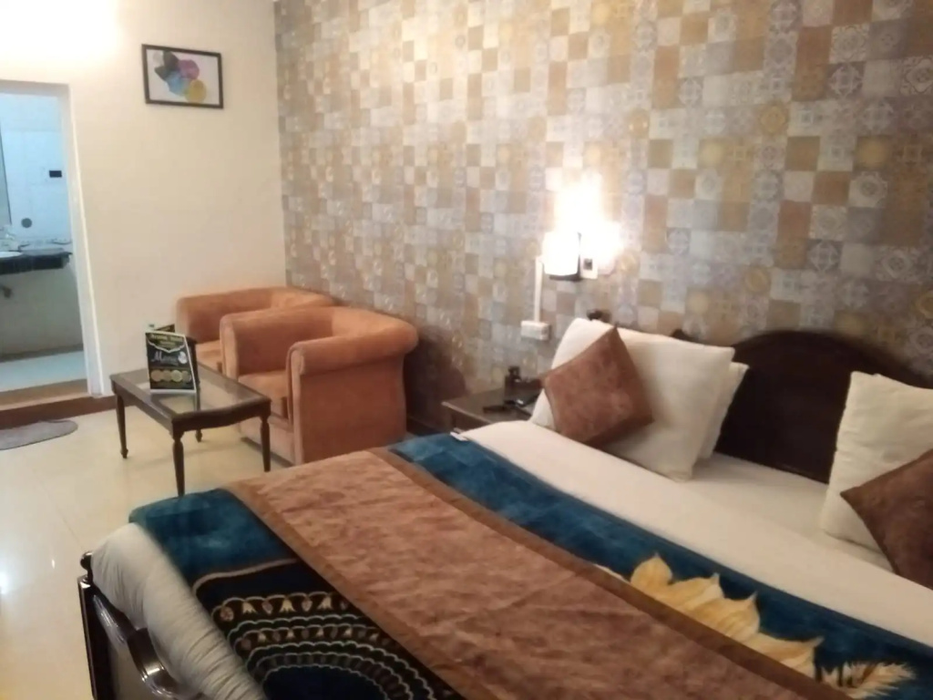 Hotel Aroma Nainital
