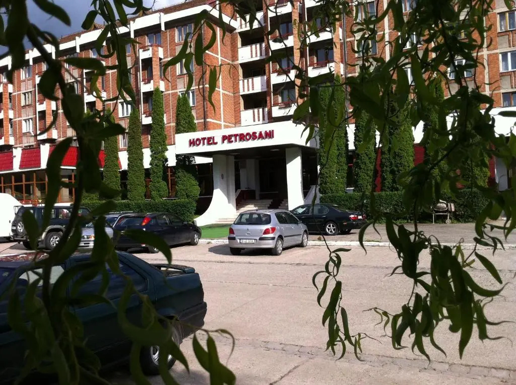 Petrosani Camere de Inchiriat - Hotel Petroshani srl