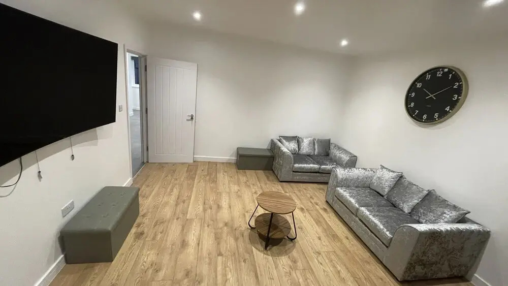 Beautiful 6 Bed House in Bexleyheath