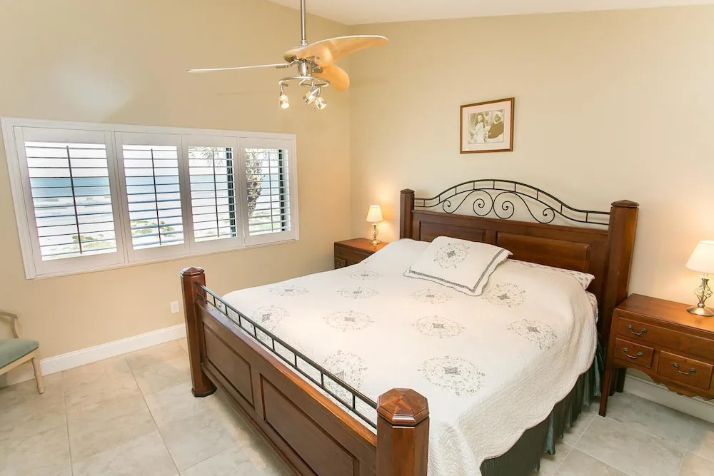 SEA Haven 516 [2/2.5] Free Activities! & Oceanfront Wifi Pool