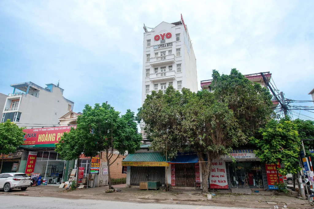 OYO 472 Lenka Hotel