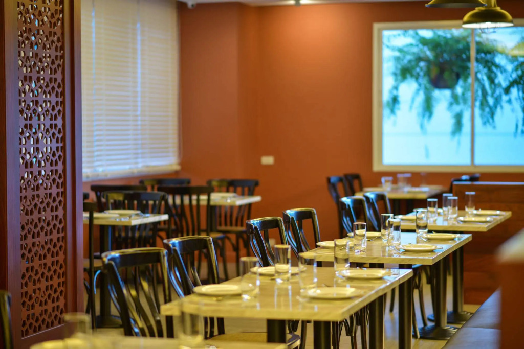 Hisea Huahin Hotel