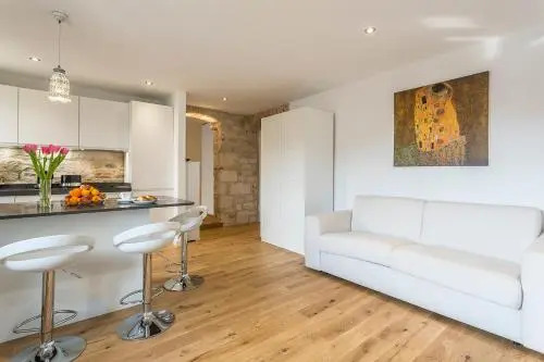 Apartment Lara