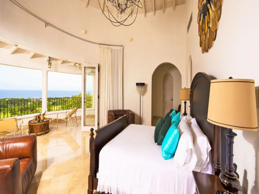 Sunny Vacation Villa 28