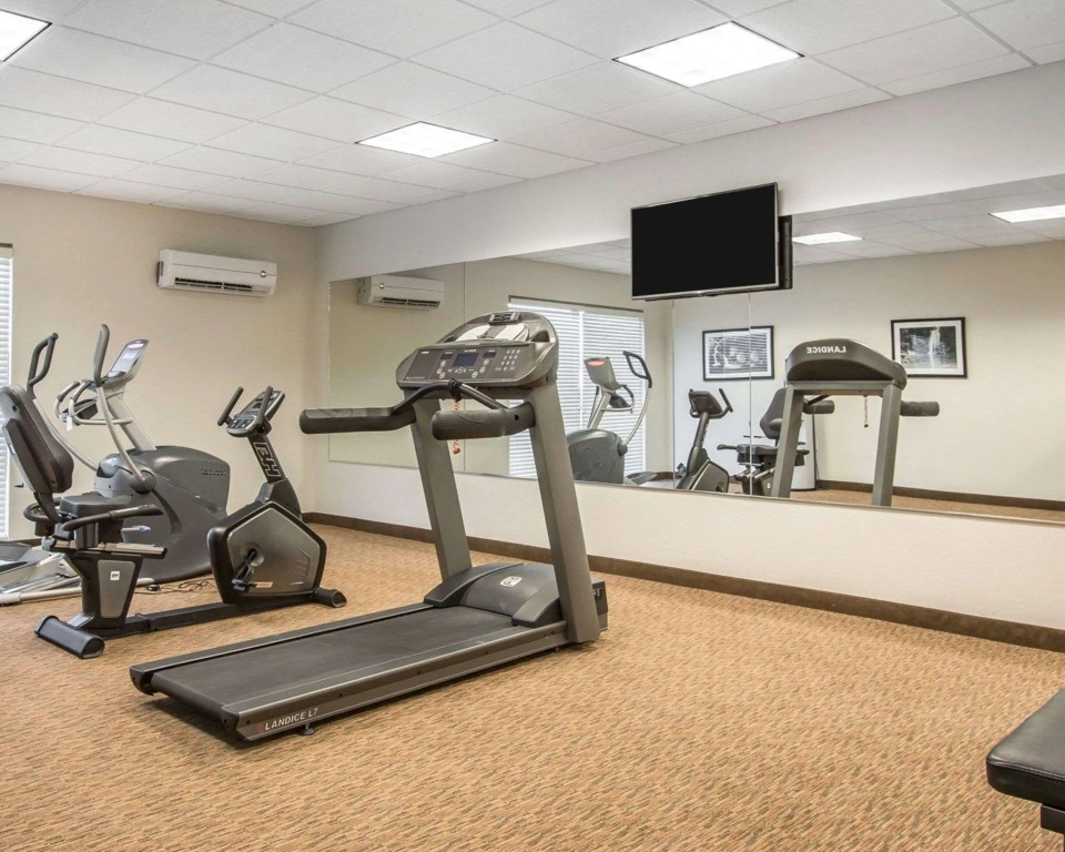 MainStay Suites Meridian - Bonita Lakes