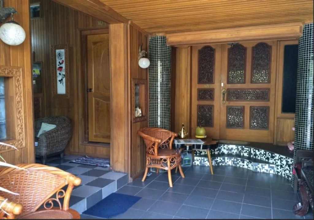 Kaung Lay Inn