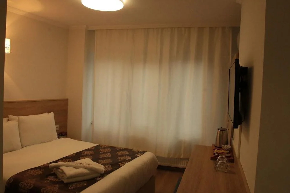 Valeo Hotel