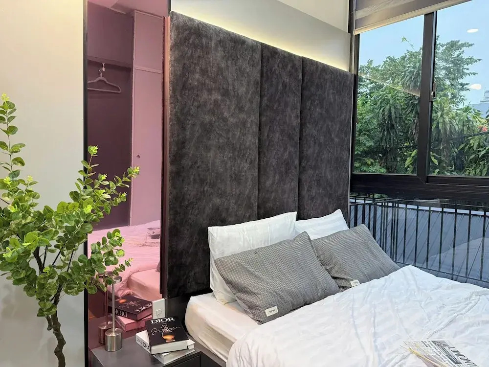 Unite StayCation Nhiêu Tứ