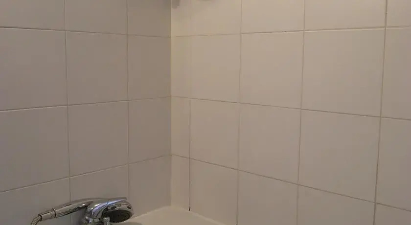 One Separated Bedroom Saint Sebastien