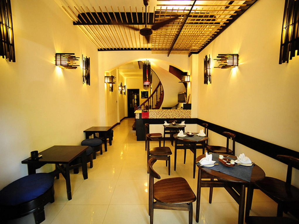 Cinnamon Hotel