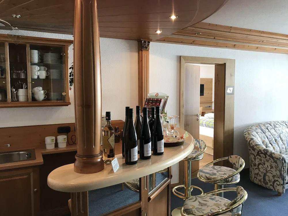 Hotel am Wiesenhang - Garni