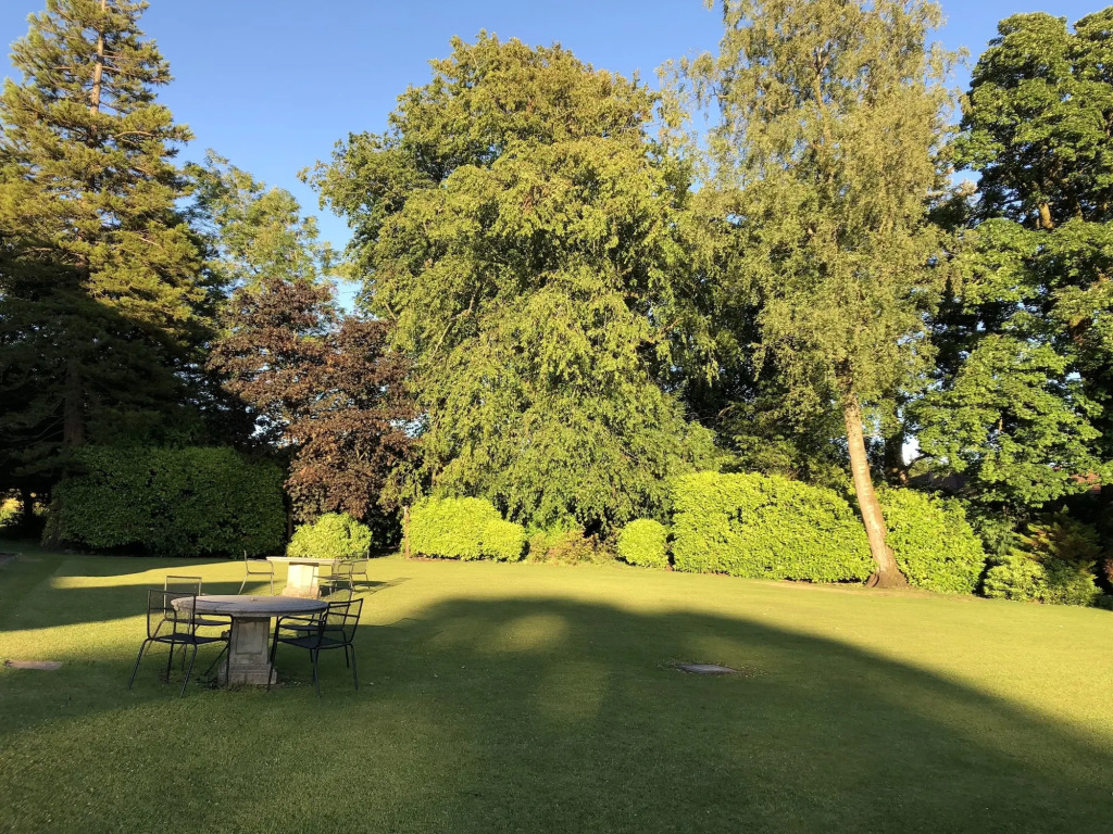 Strathaven Hotel