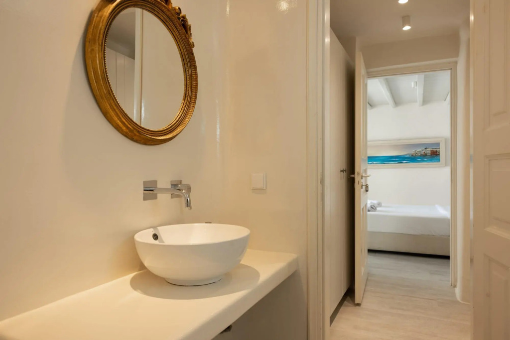 Luxury House with with Jetted Tub & Sea View 3AB