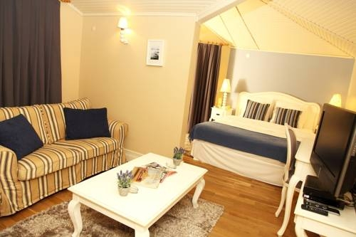 Nevv Apartment