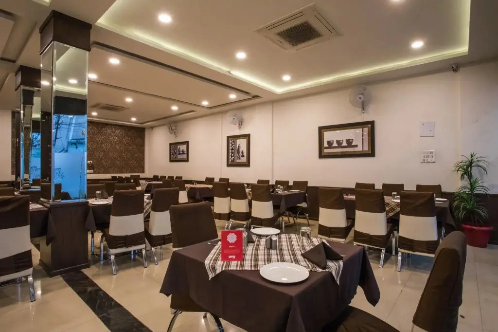 Hotel Divya Palace