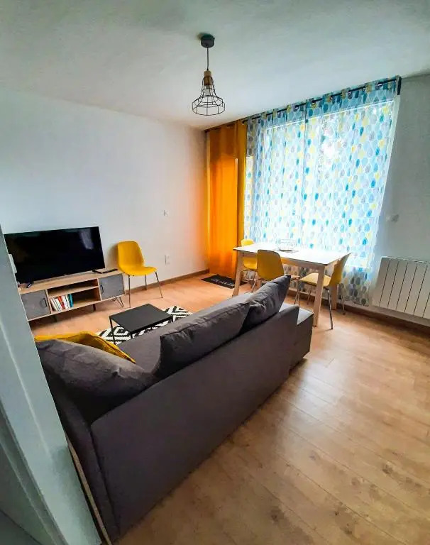 Appartement douillet boulevard Villebois-Mareuil