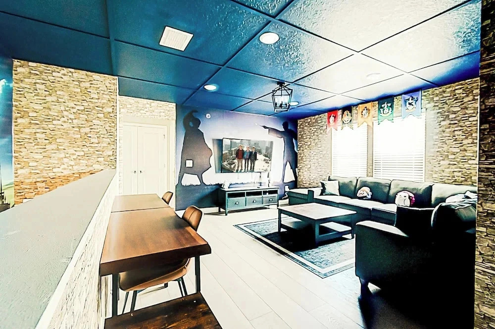 Private Pool & Game Room Family Retreat at Windsor Cay