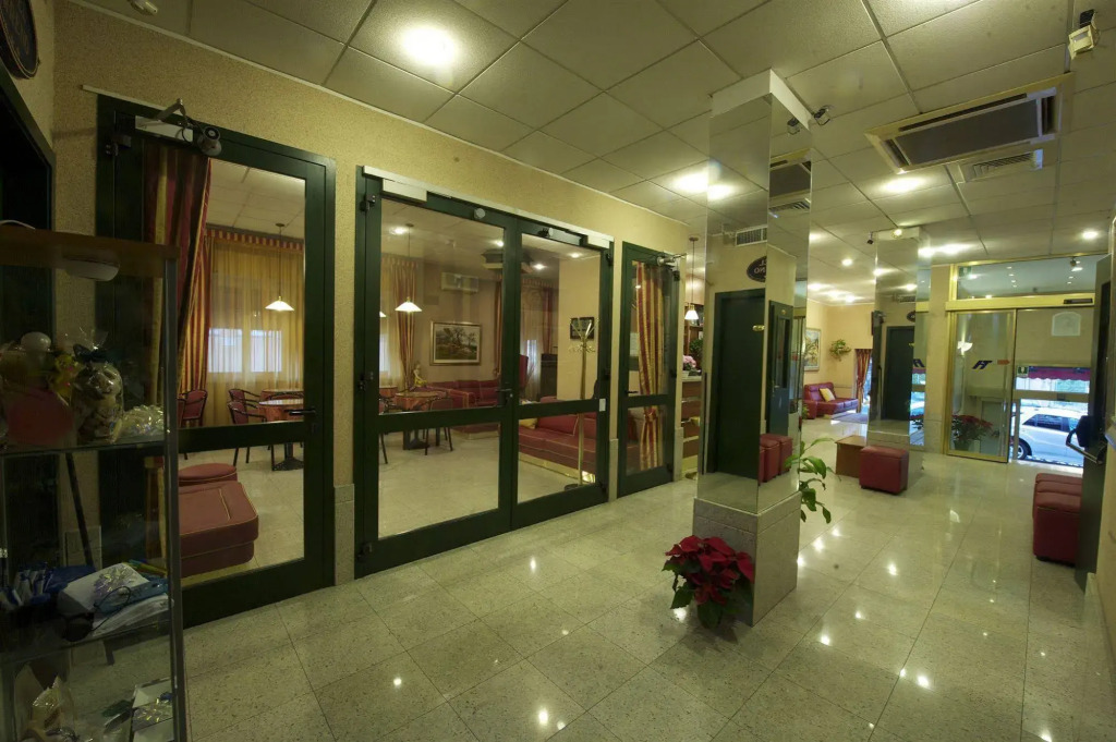 Hotel Tirreno