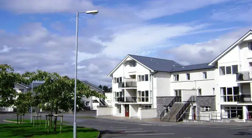 Dunaras Holiday Village