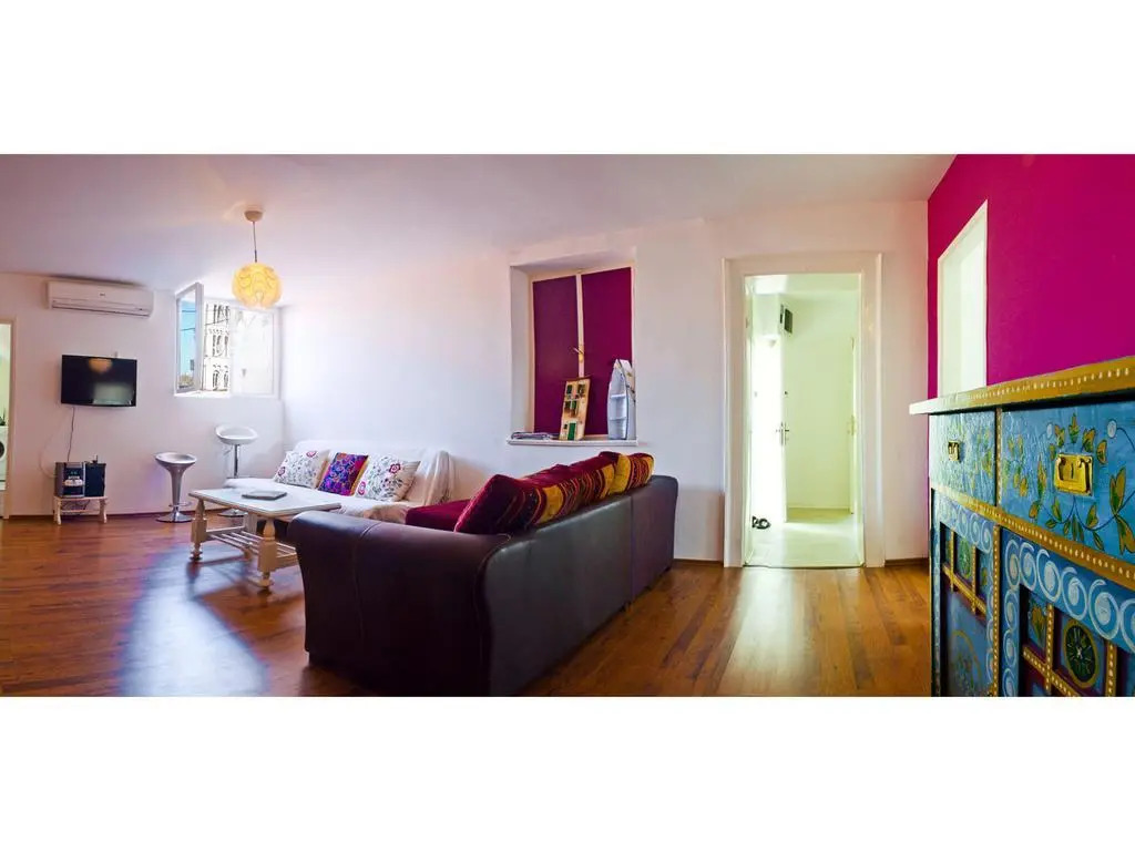 Best Of Split Apartments