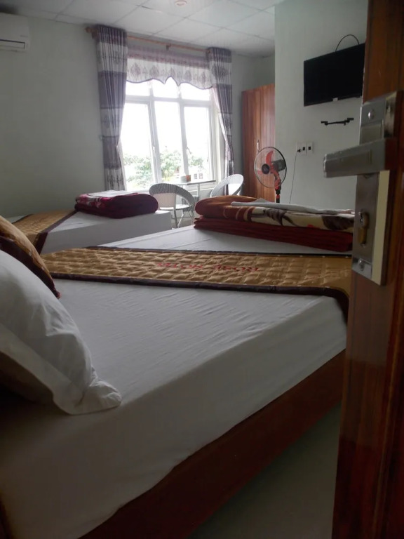 Rose Hotel
