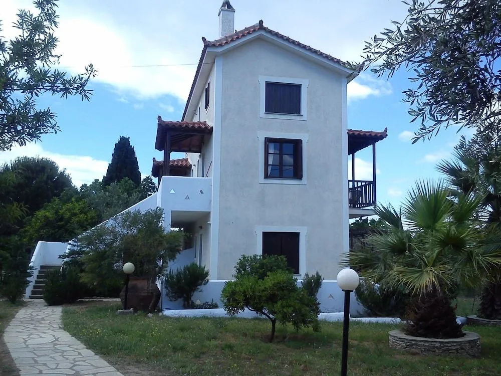 Villa Thea Studios & Apartments