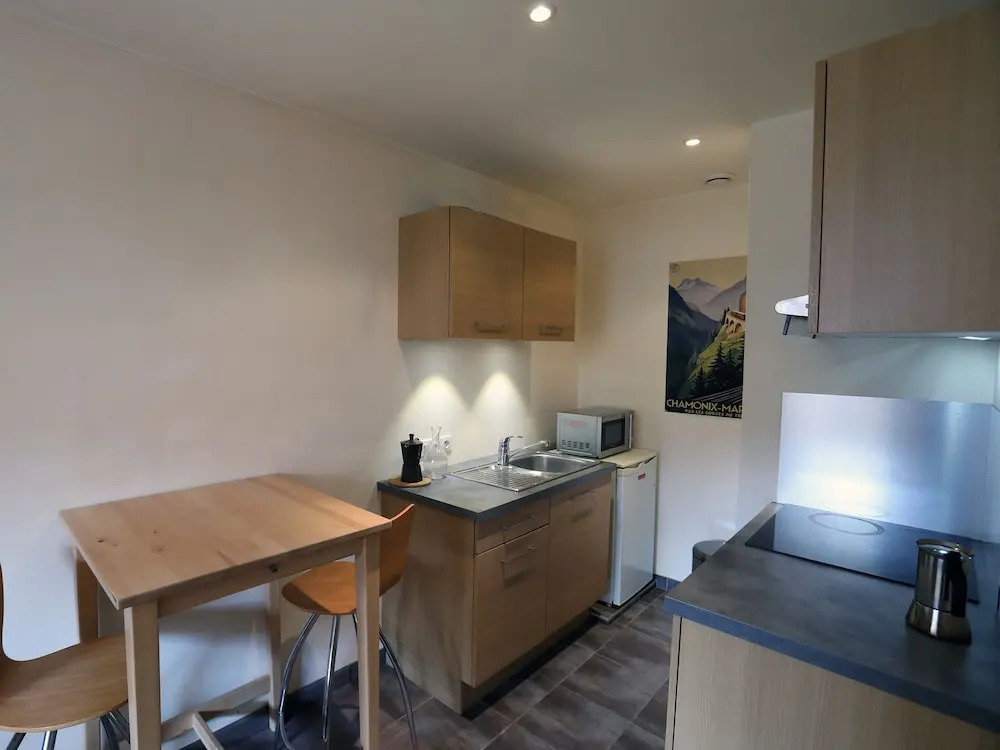 1bd Apartment Right Downtown