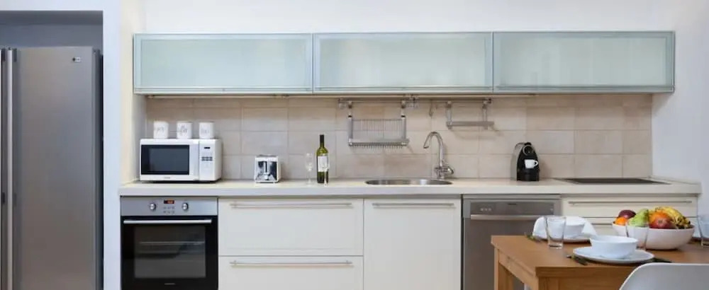 2BR Sunny Escape by the Beach