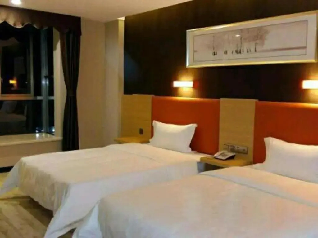Home Inn Dalian Zhuanghe Huanghai Street