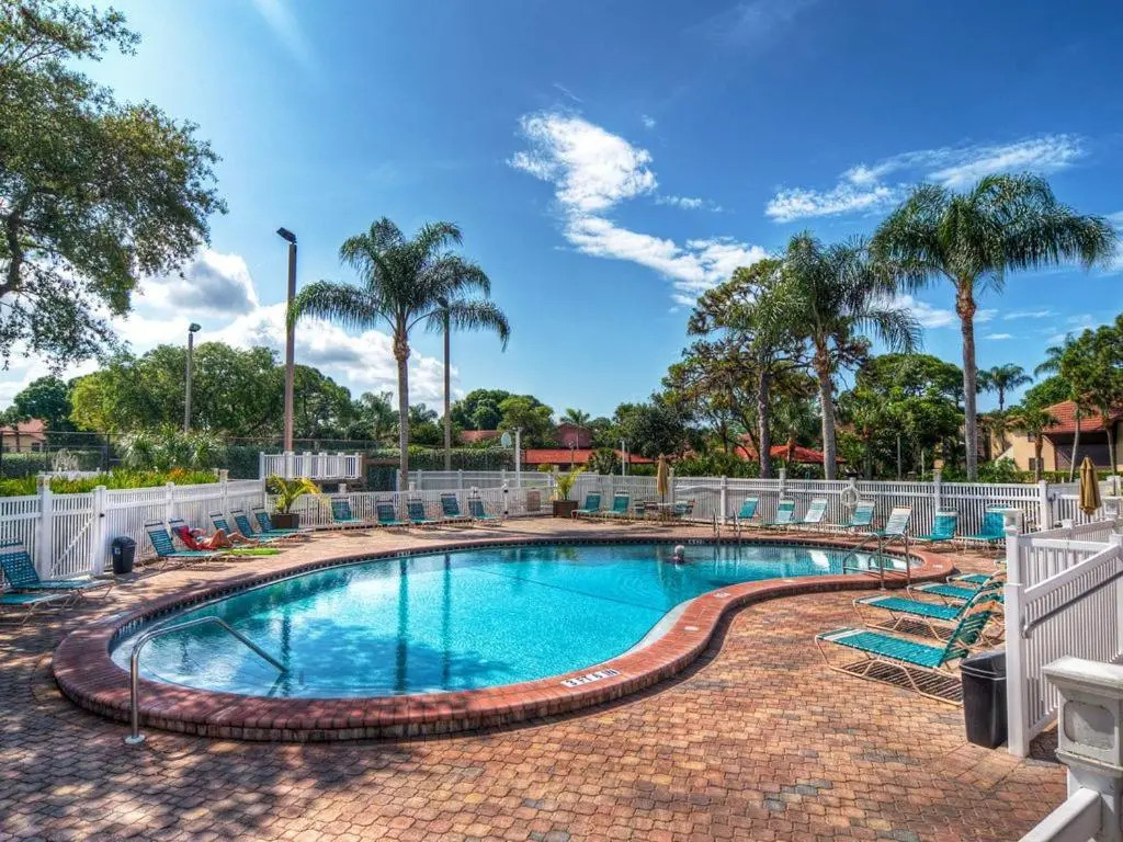 Shorewalk 2 Bedroom 2 Bathroom Near IMG And Bradenton Beach