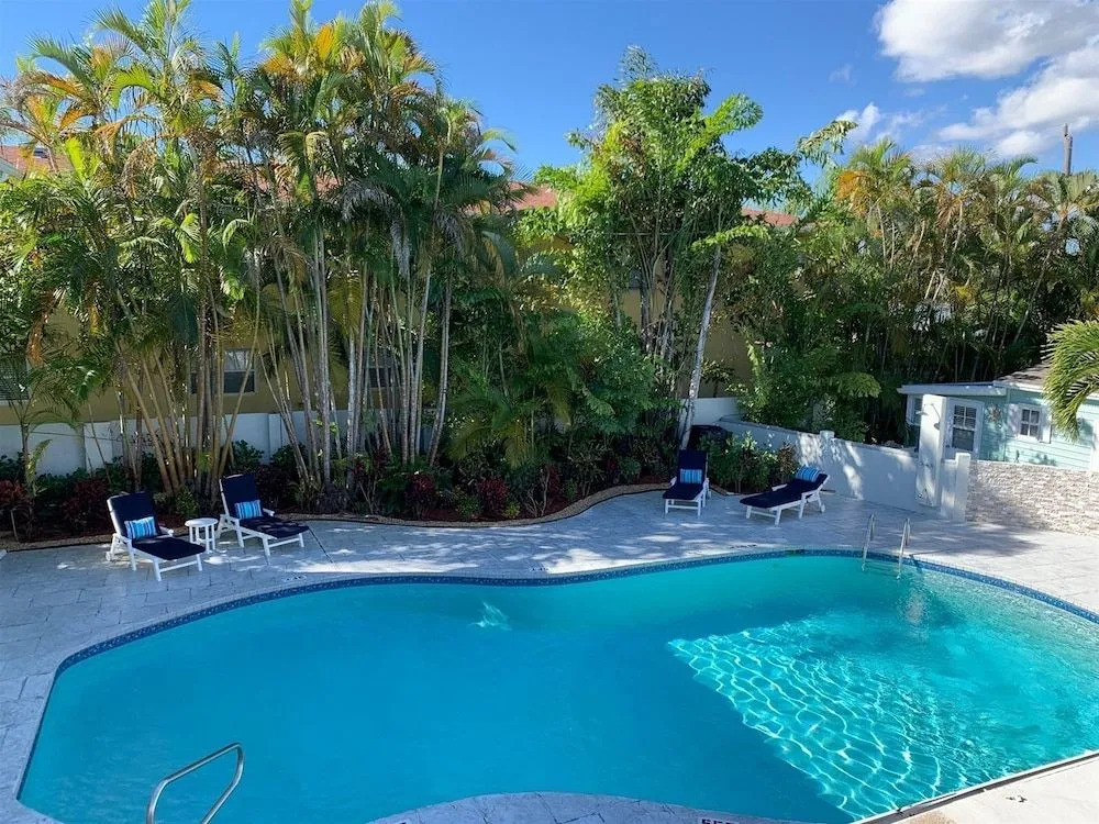 Billy Goat Franks`s Key West Experience