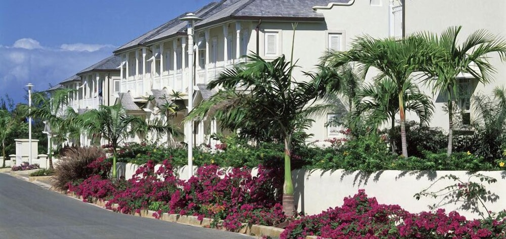 Battaleys Mews - Townhouse 12