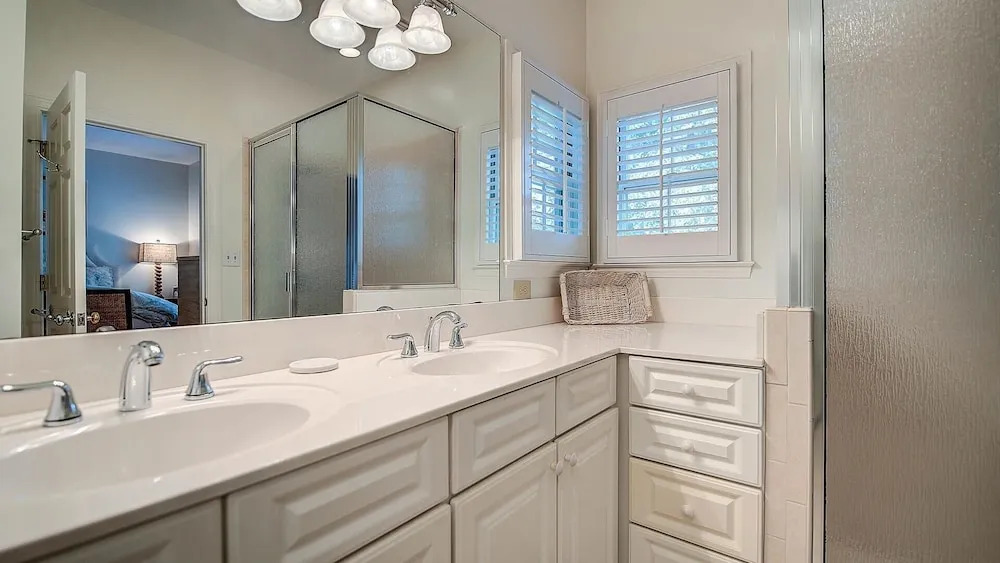 510 Grier 3 Br Villa by RedAwning