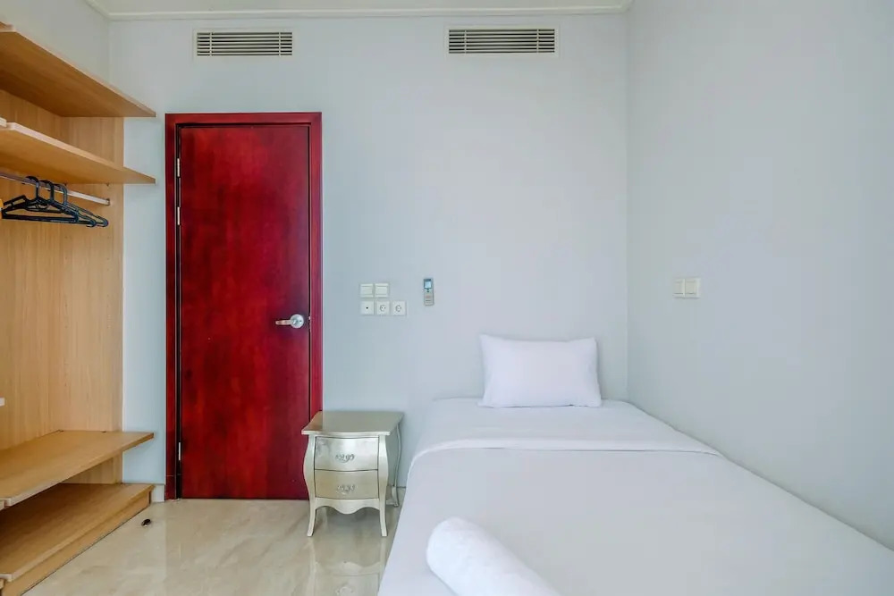 New Furnished And Comfortable 2Br At The Mayflower Apartment