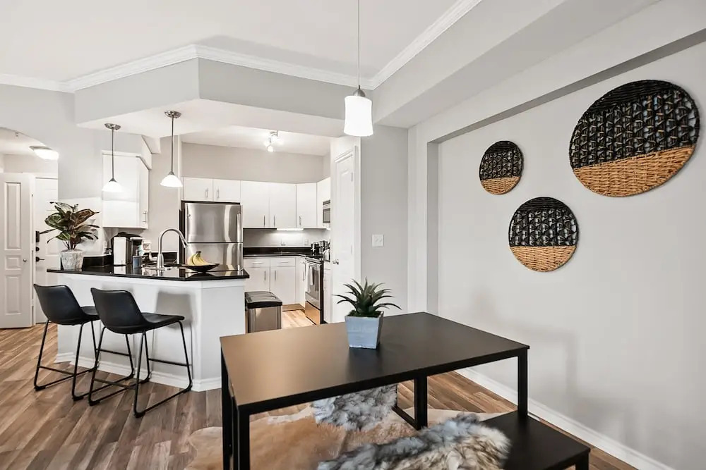 Uptown Dallas Apartments