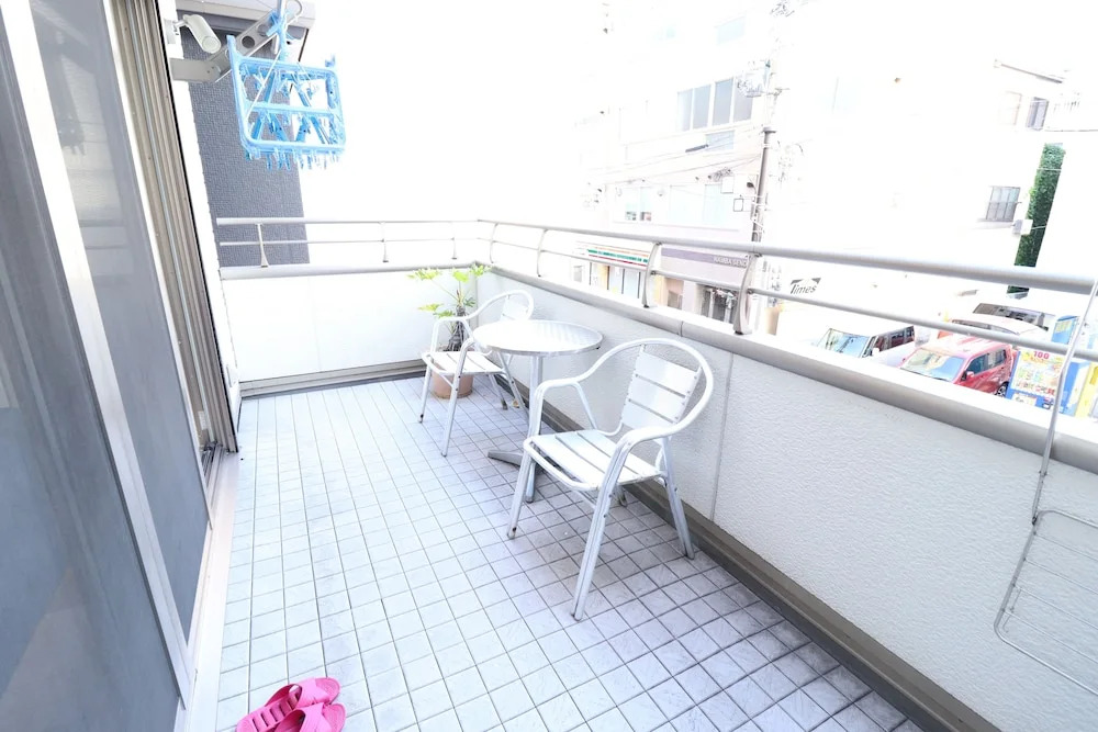 Ideal Namba House