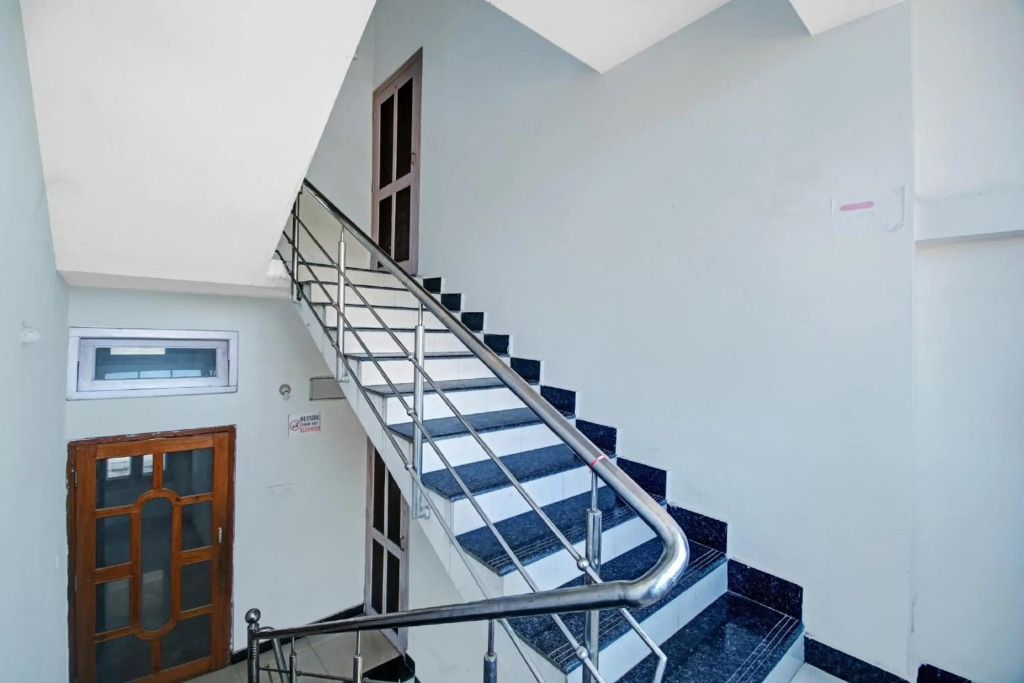 OYO Flagship 70386 Brahmaputra Stay