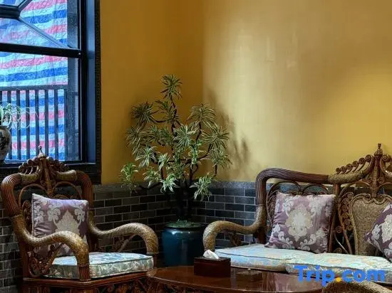 Shunde Aotouju Homestay