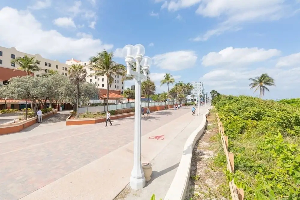 218 Studio Apt Hollywood Beach