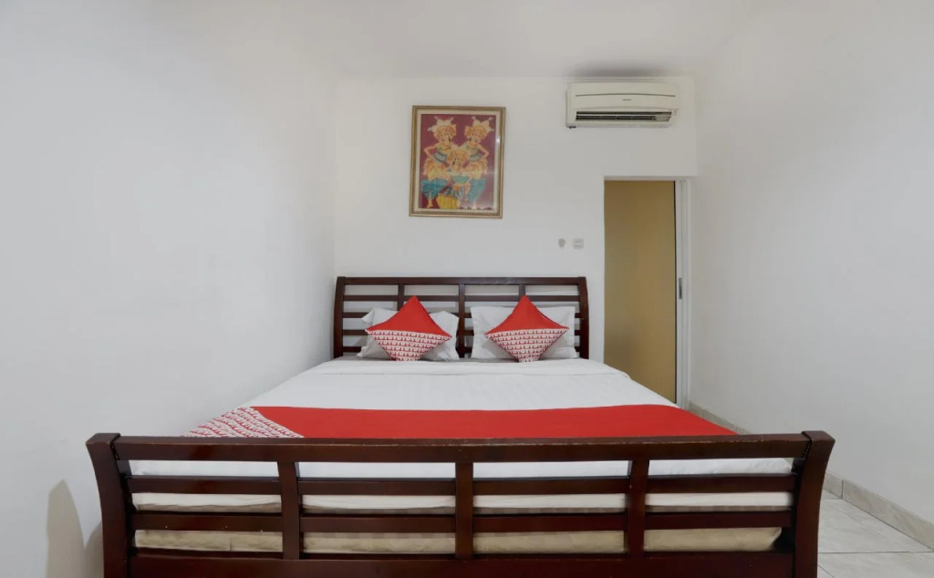 OYO 132 Anggrek Murni Residence