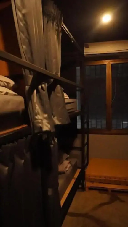 Stay At pan Hostel
